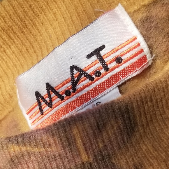 [M.A.T.] Golden Yellow Fuzzy Sweater with Leafy Pattern - Picture 3 of 6